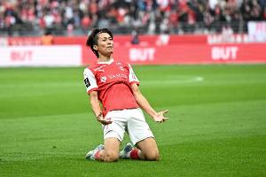 世界杯-中村敬斗传射建功，助兰斯3-1联赛第二的马赛&amp;结束法甲15轮不胜